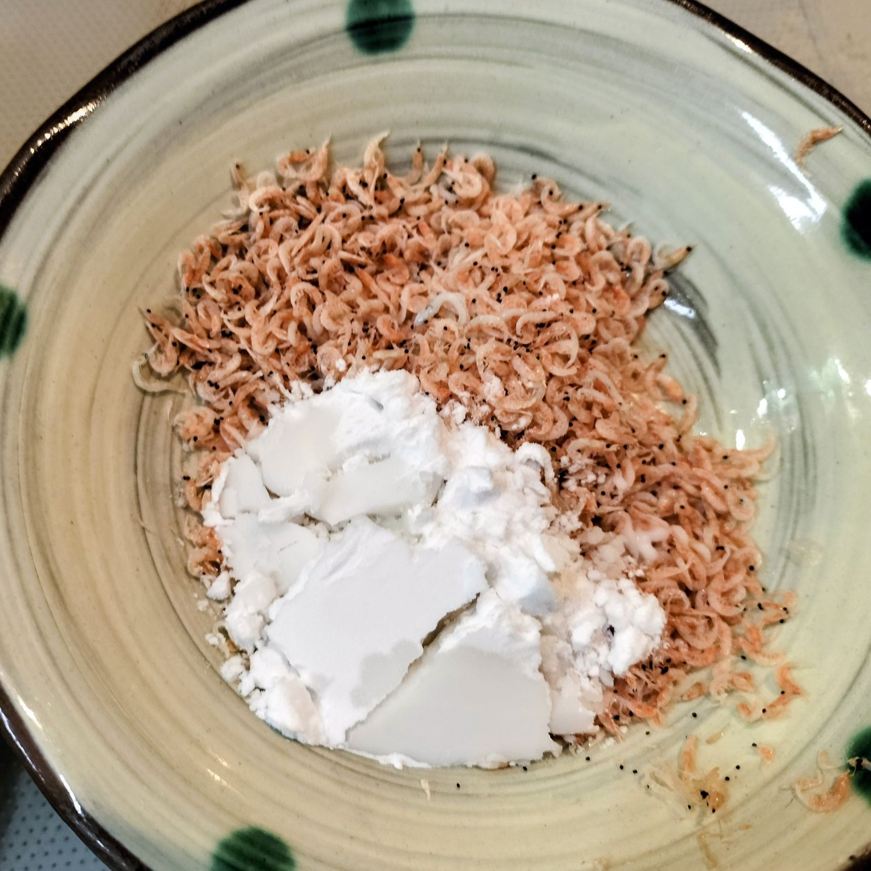 1、器に、材料●を入れて混ぜる