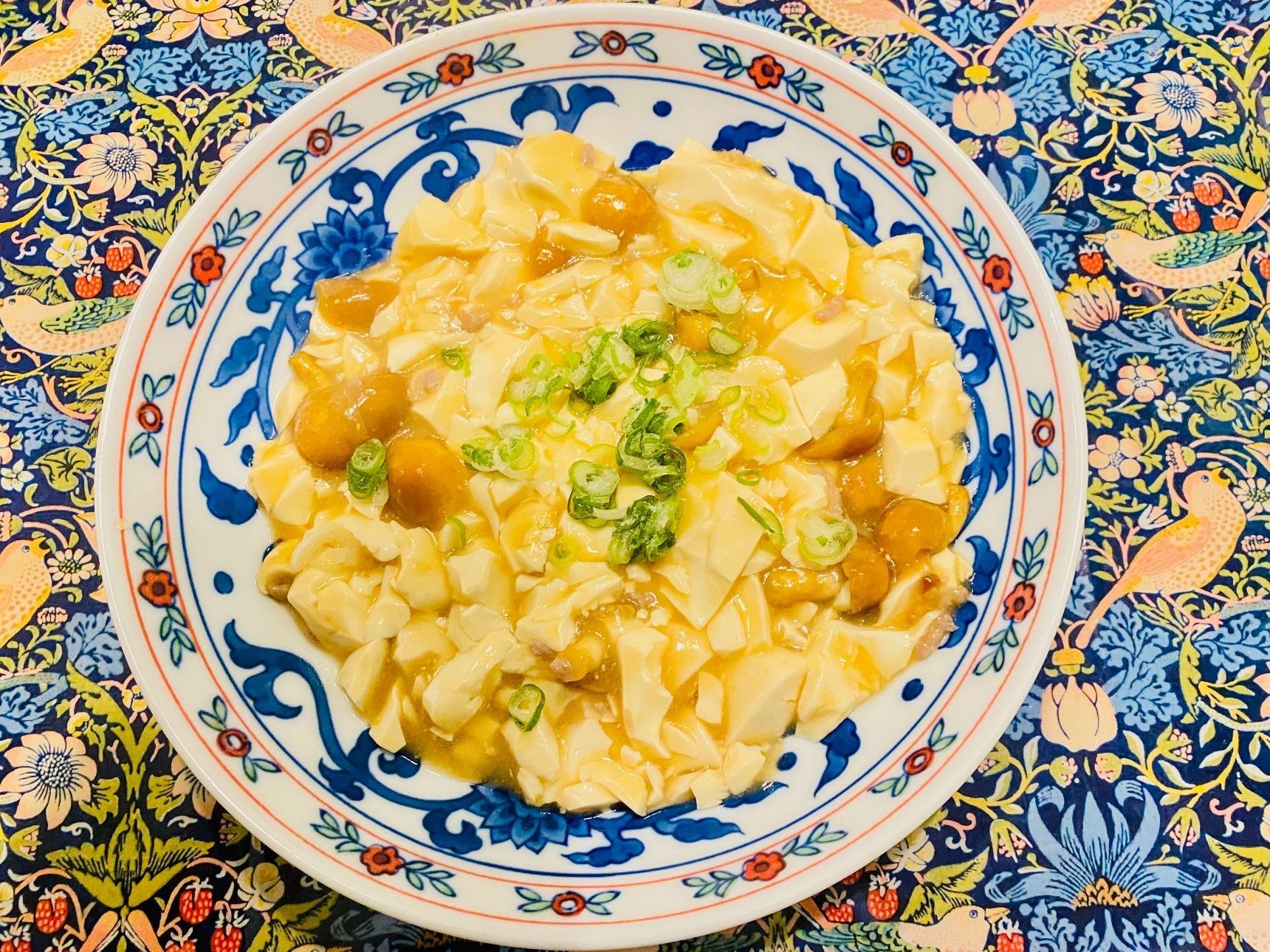 ご飯のおかずにもってこい！「なめこ麻婆豆腐」食感が似てるから美味しいよ〜