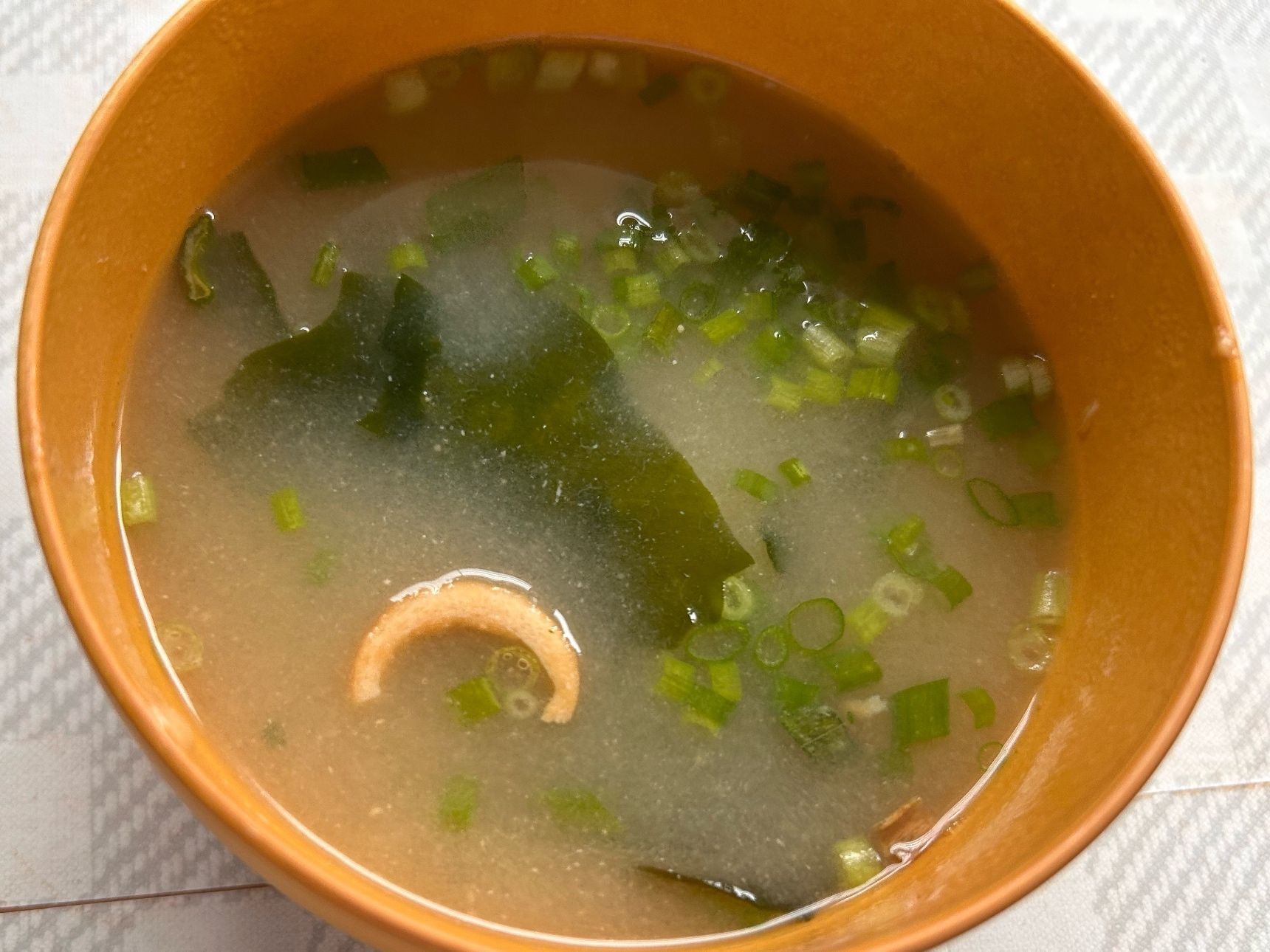 寒くなるとドリンク代わりに飲みたくなる！即席味噌汁作ってます