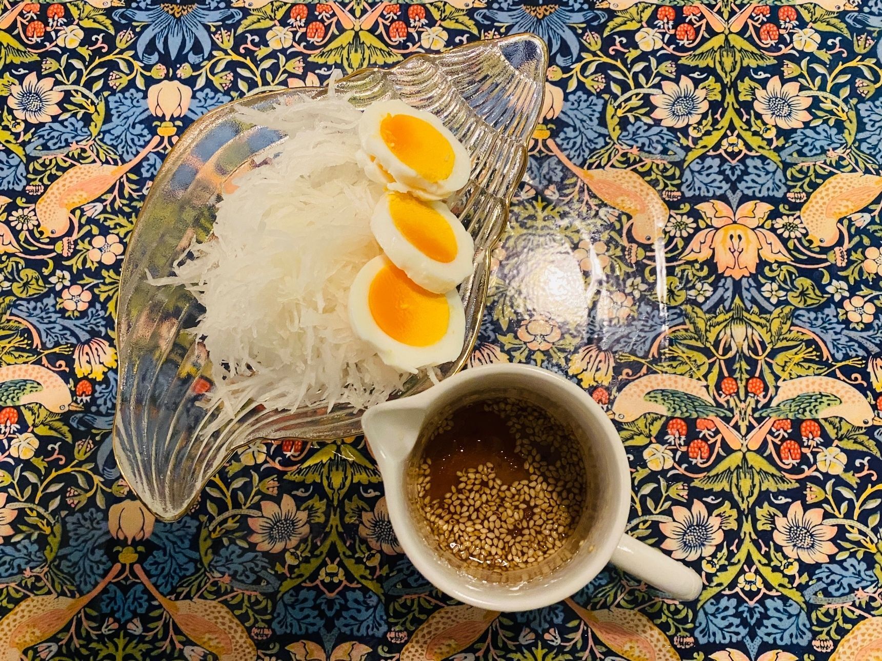 大根サラダが無限に食べられる～。美味しい黒酢ドレッシング