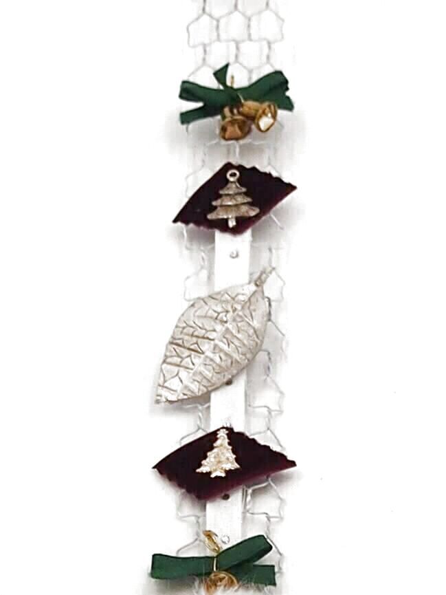 右側：ズームします