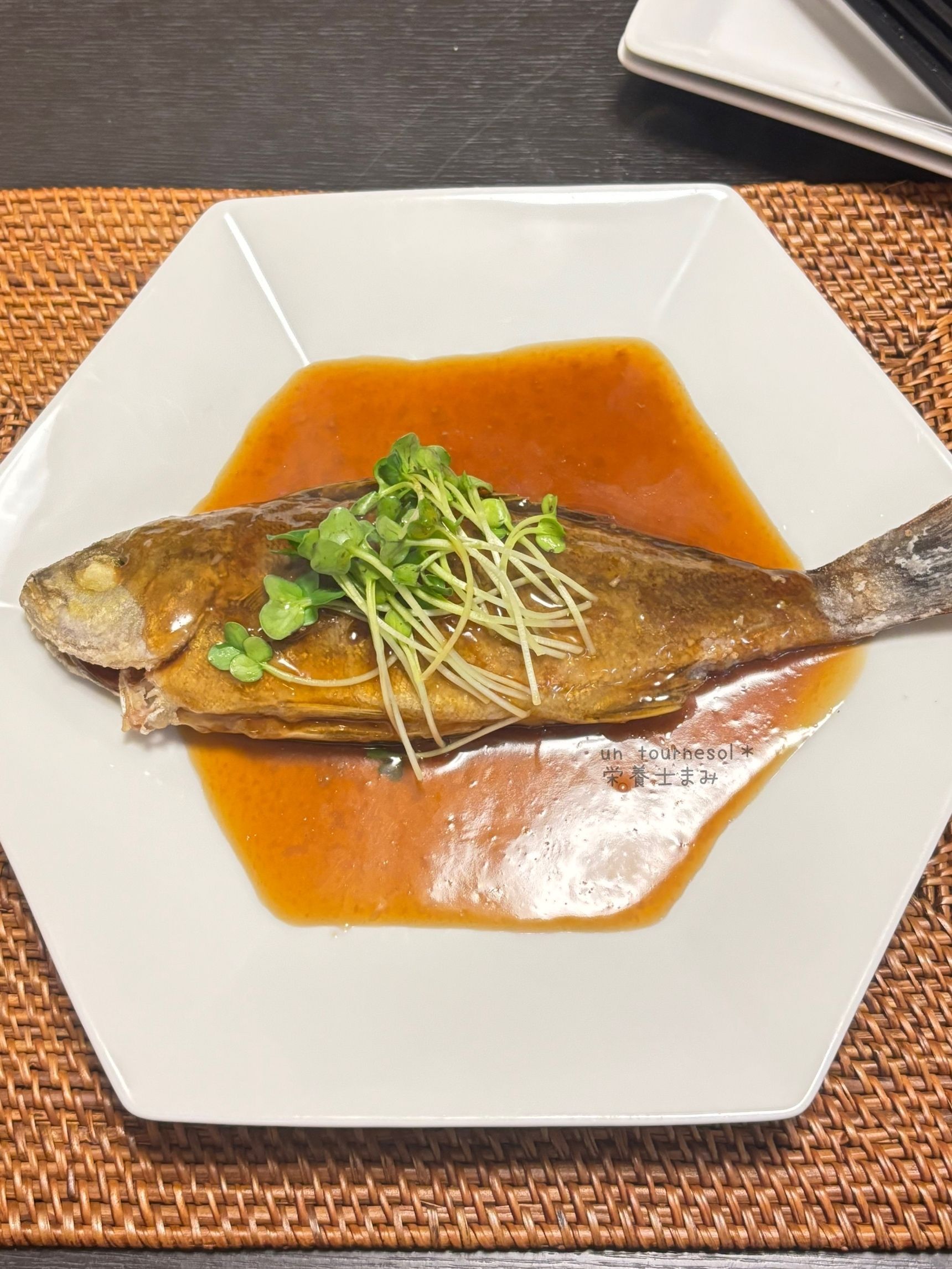 【天然魚クエスト】イサキの丸ごと1匹唐揚げの中華あんかけ