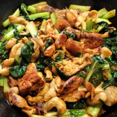 変わり種！旨辛プルコギ！それぞれの具材の食感がやみつき！