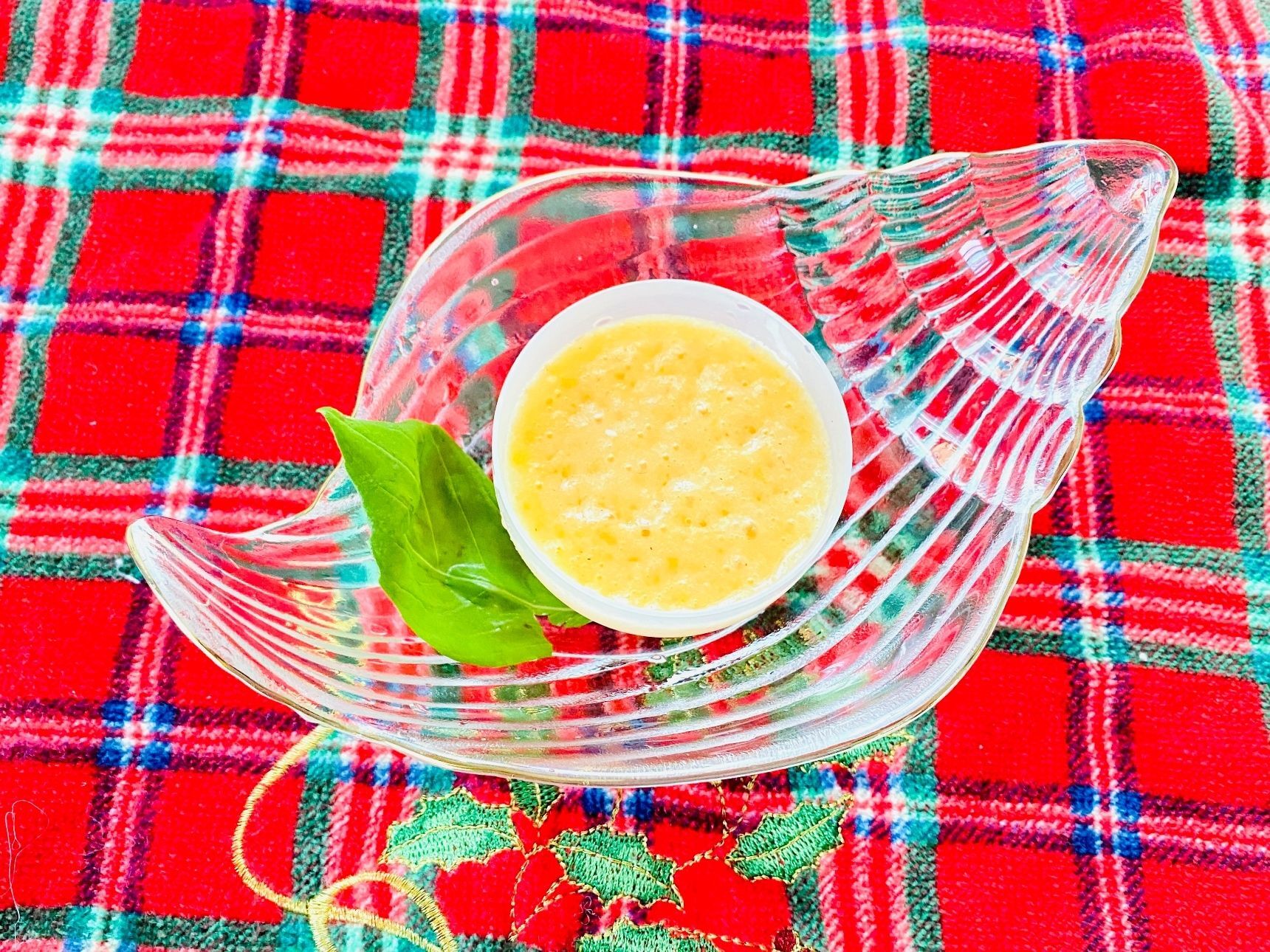 火は一切使いません！自然の甘さがたまらなく美味しい「完熟柿フルーチェ」