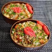 【お弁当レシピ】5分で簡単!唐揚げ高菜マヨどーん弁当