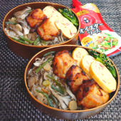 【お弁当レシピ】オイスターソースが隠し味!舞茸山菜炊き込みご飯弁当