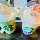 ホリデーシーズンに相応しい苺と豪華なティーのマリアージュ