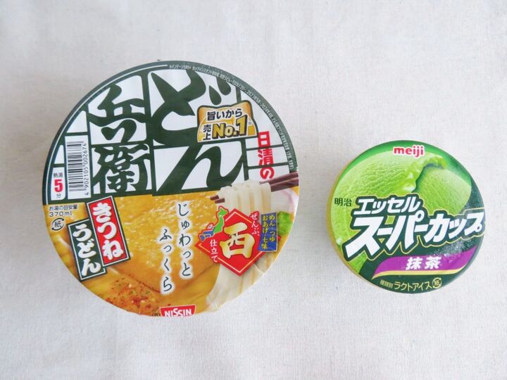 『スーパーカップ抹茶味』の信じられない食べ方が登場!「まさかの公式レシピだなんて…」食べるのに勇気が必要!?