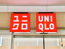 【ユニクロ】首元スッキリ、でもふんわり素材であたたかい♡40代必見の『極上ニット』がお値打ち価格に！