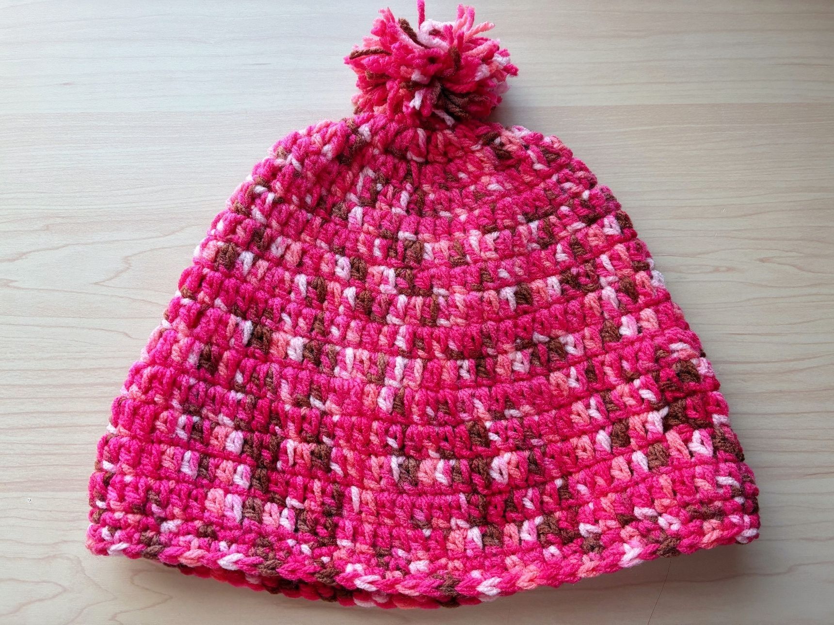 ダイソーのアクリル毛糸でニット帽を編みました