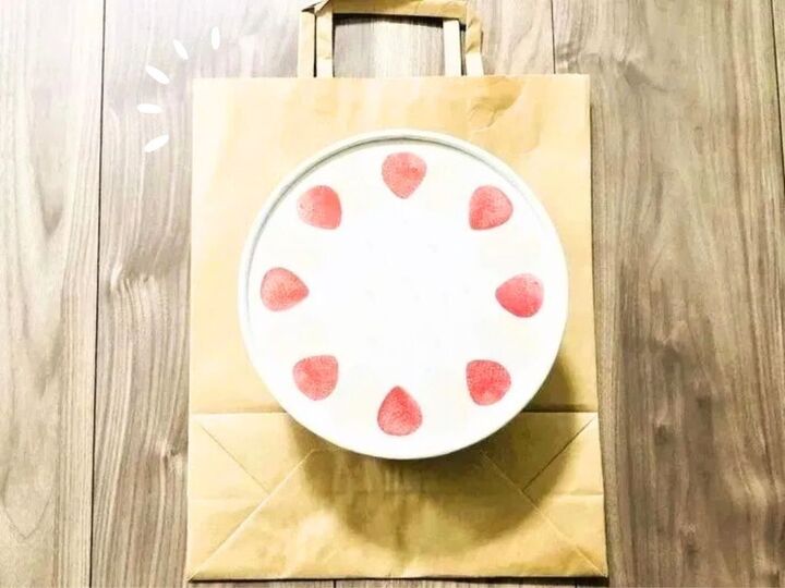 「紙袋のマチが足りない…」→"折るだけ"でマチを広げられます!いざという時に助かりますよ♡