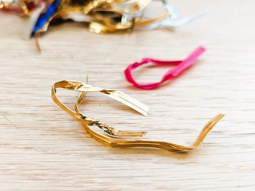 パン袋の『ビニタイ』がたった10秒で変身！〈好評だった使い道5選〉捨てるのはもったいない♡