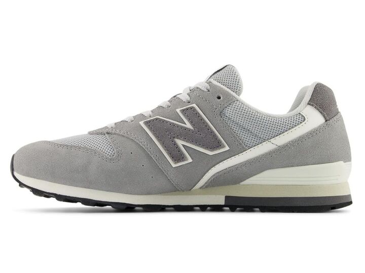 買うなら今!〈ニューバランス〉の現行モデルスニーカーを『Amazonブラックフライデーセール』でお安くゲット♡