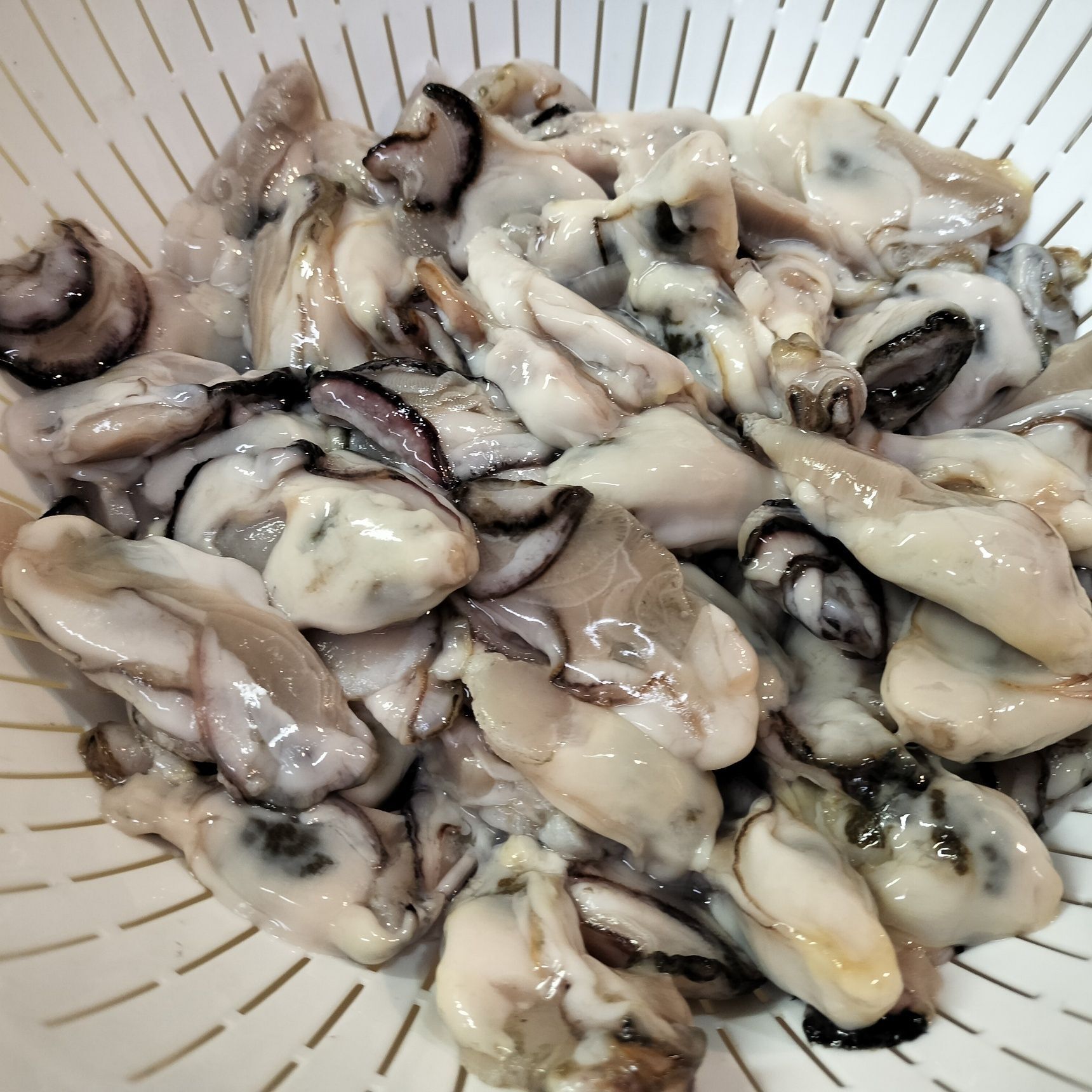 1. 鍋に、材料●を入れ、ひと煮立ちさせる→中火で、大根が柔らかくなるまで煮る→牡蠣を加えて、5分程煮る→火を止める（そのまま30分程放置）