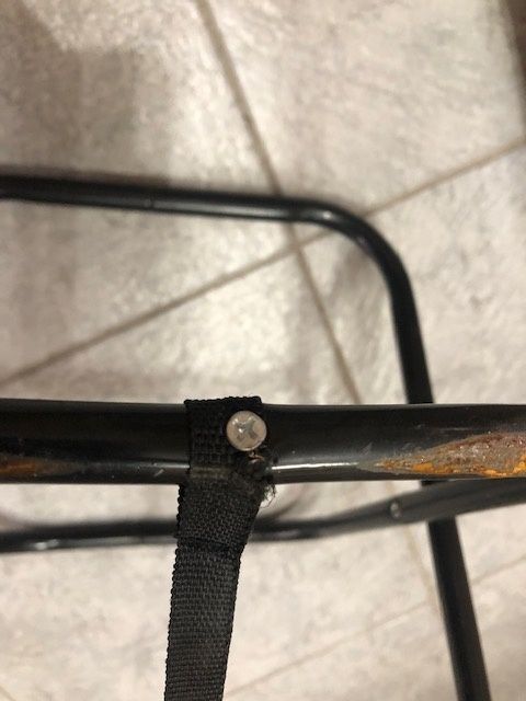 プラスドライバーで