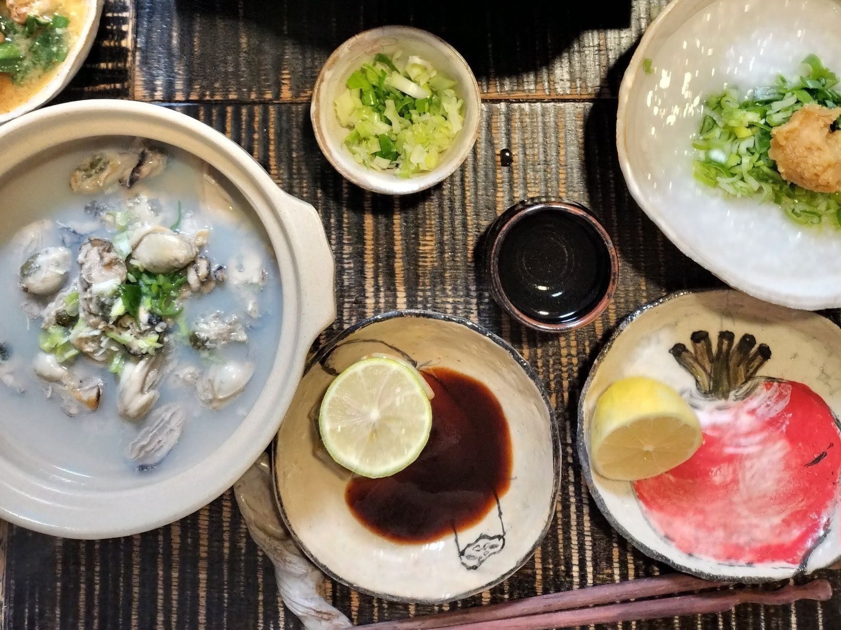 1、【牡蠣の酒蒸し】を作る