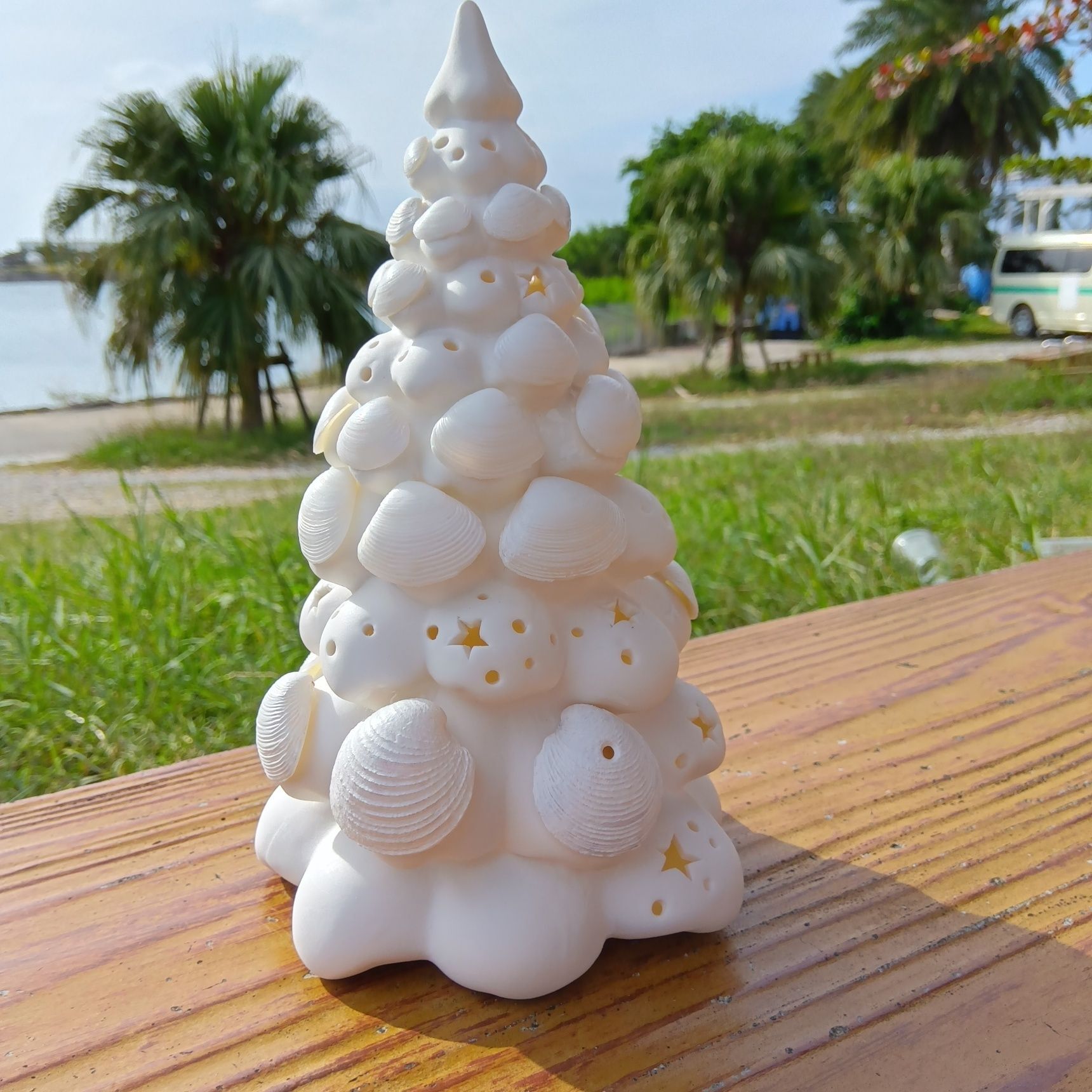 完成したらビーチで撮影です！