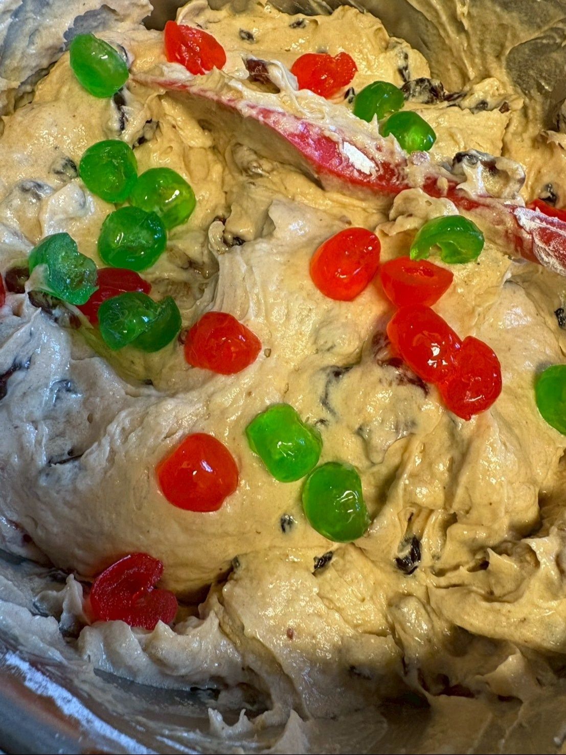 クリスマスなので赤と緑のドレンチェリーも入れました。