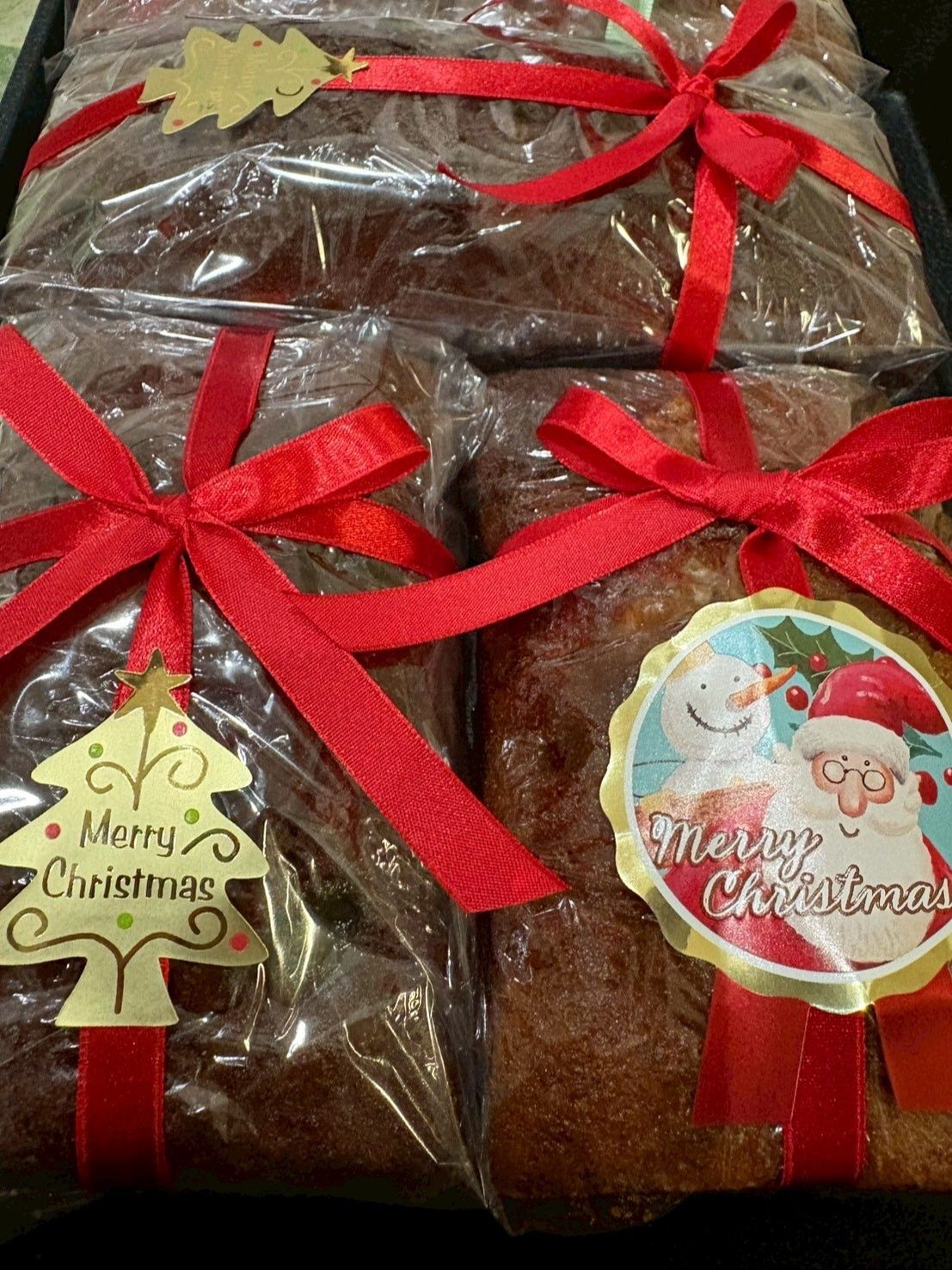 今年はチョコとプレーンを1本ずつ箱に入れて送りました。