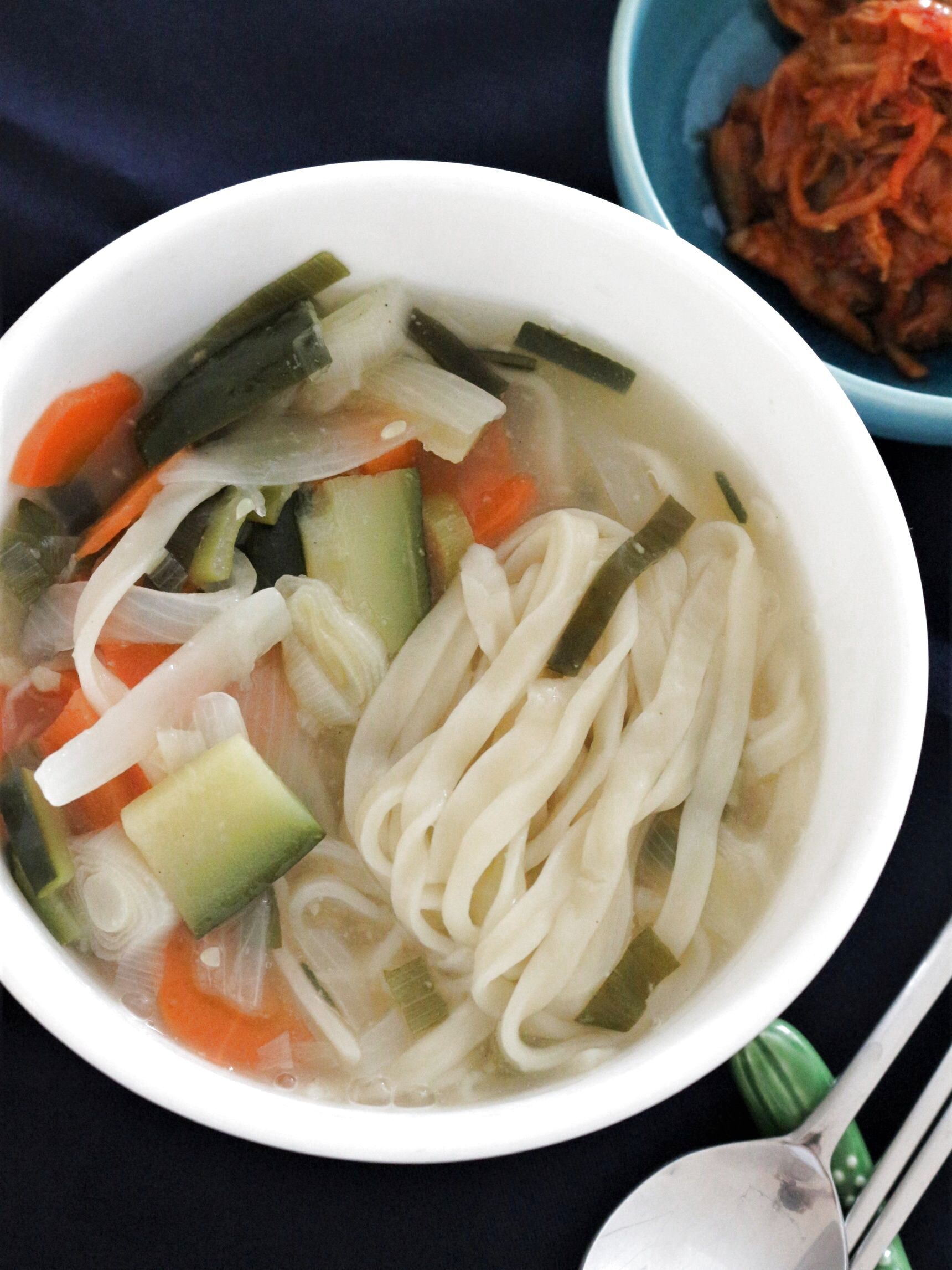 カルグッス(칼국수)