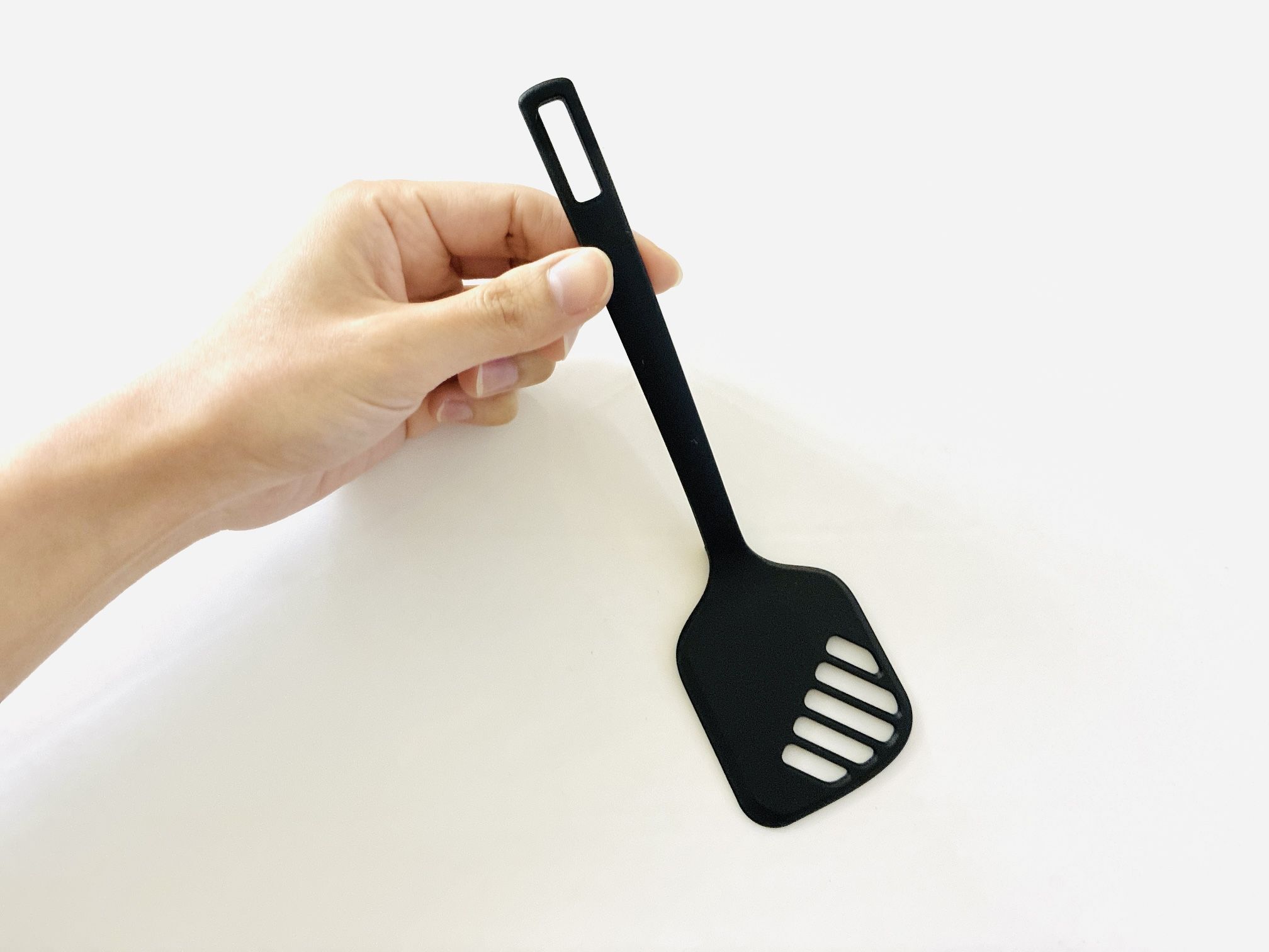 【セリア】見つけたら即買い級！まさかの『専用ターナー』使ってみたら…感動♡「本当にコレ1本で完結した」