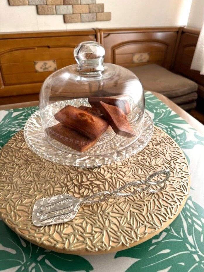 買わずにはいられない「焼きたてフィナンシェ」