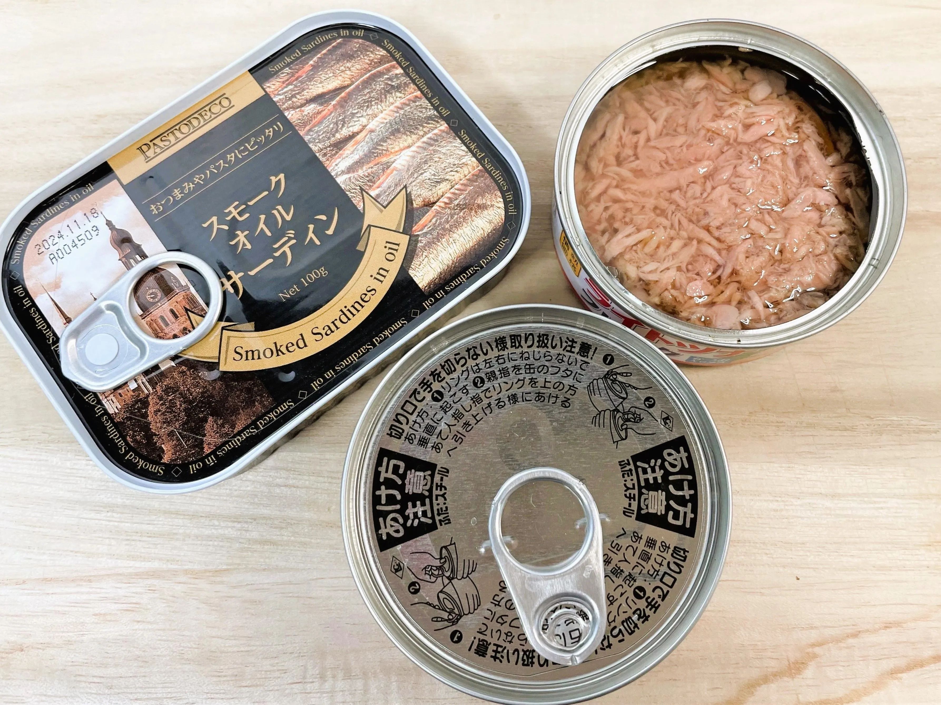 『ツナ缶の油』が放置でピカピカに！？汚れもニオイも全部消えた〈100均アイテム〉の正体♡