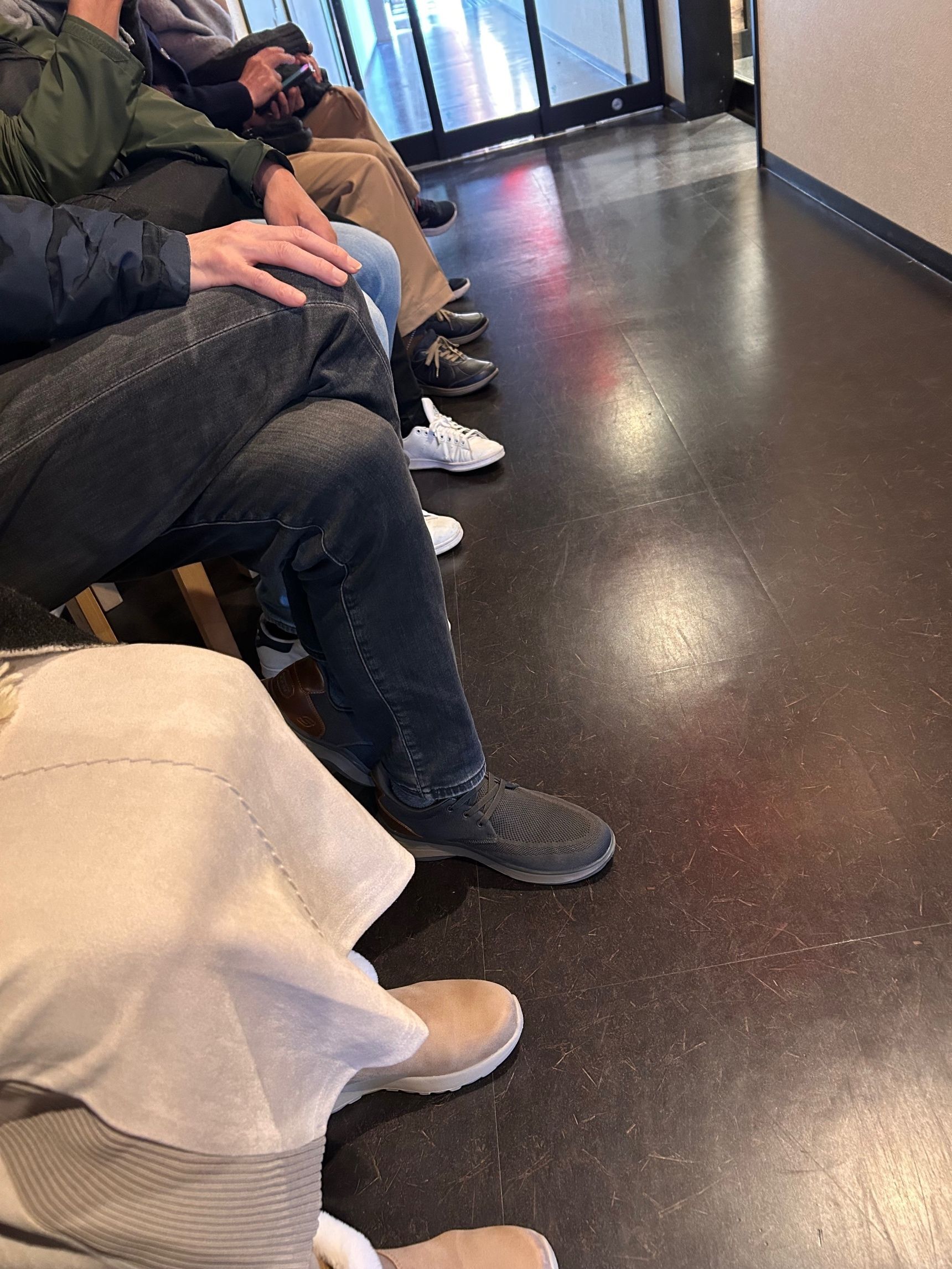 オープンを待っている様子