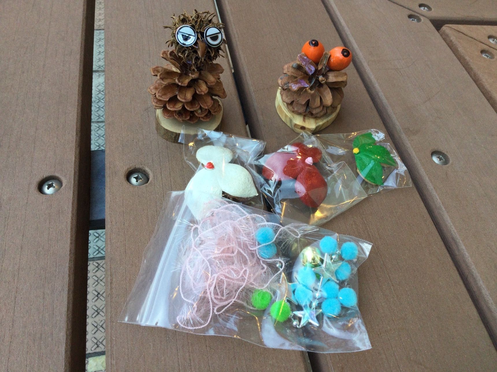 クリスマスツリーと一緒に置いていた、仲間たち！