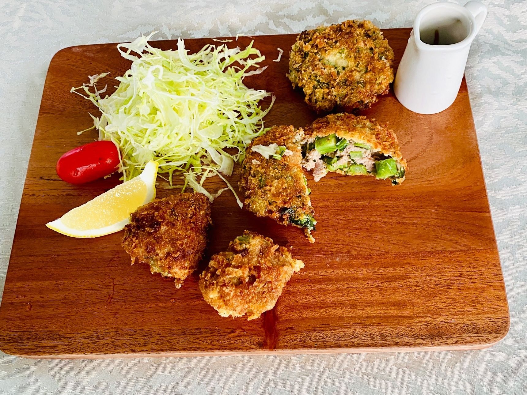 春菊入りメンチカツ！