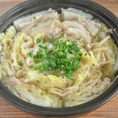 メイン食材2つだけ！白菜ミルフィーユ鍋