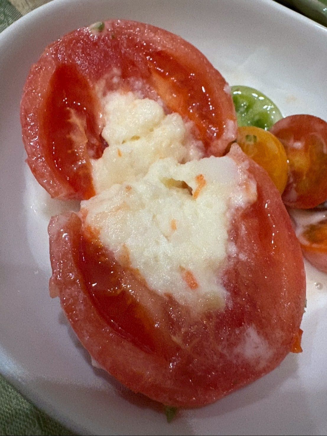 取り分けてから半部にカットしてみました