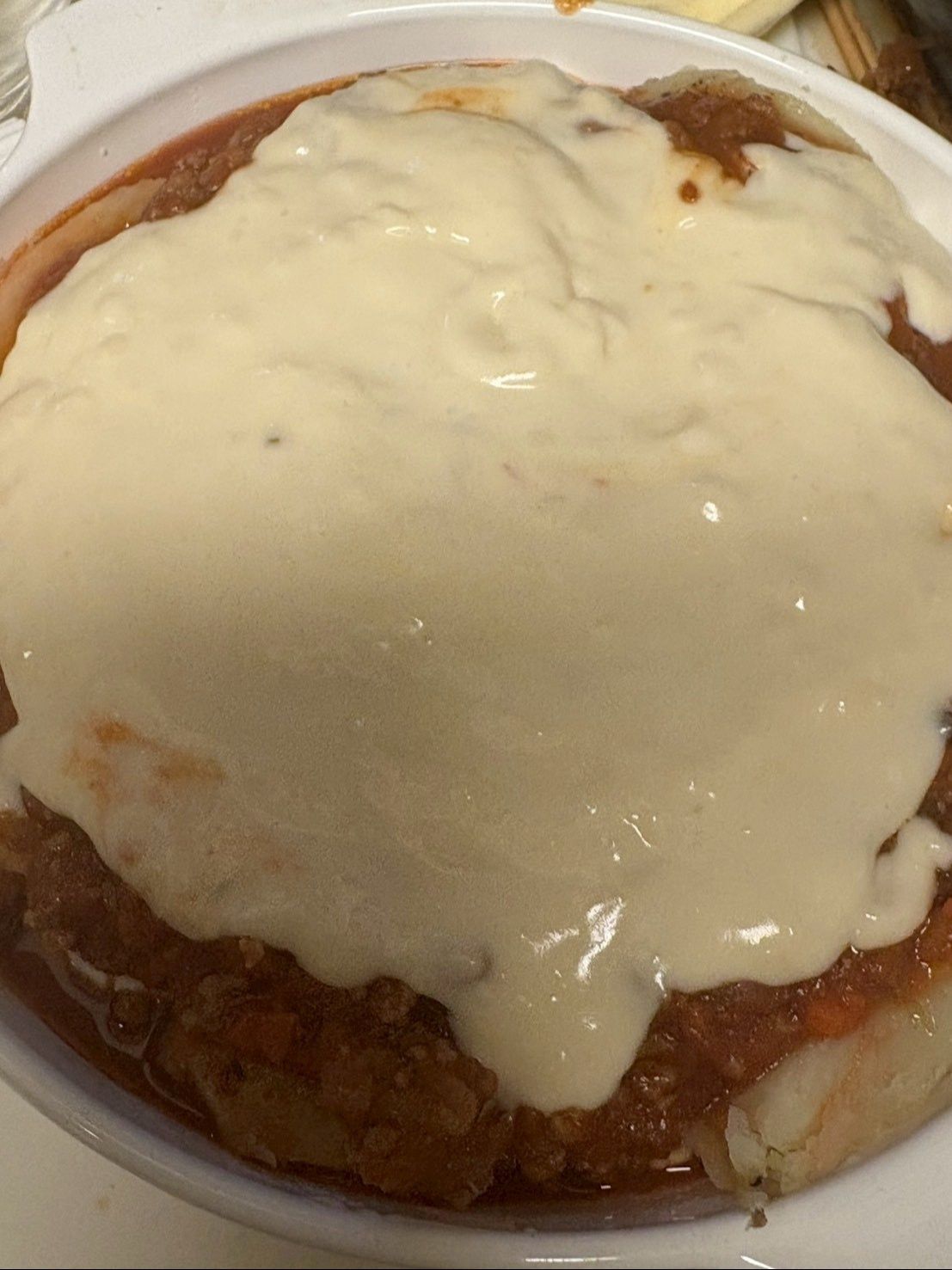 小さい方のキャセロールはホワイトソースが上になりました。