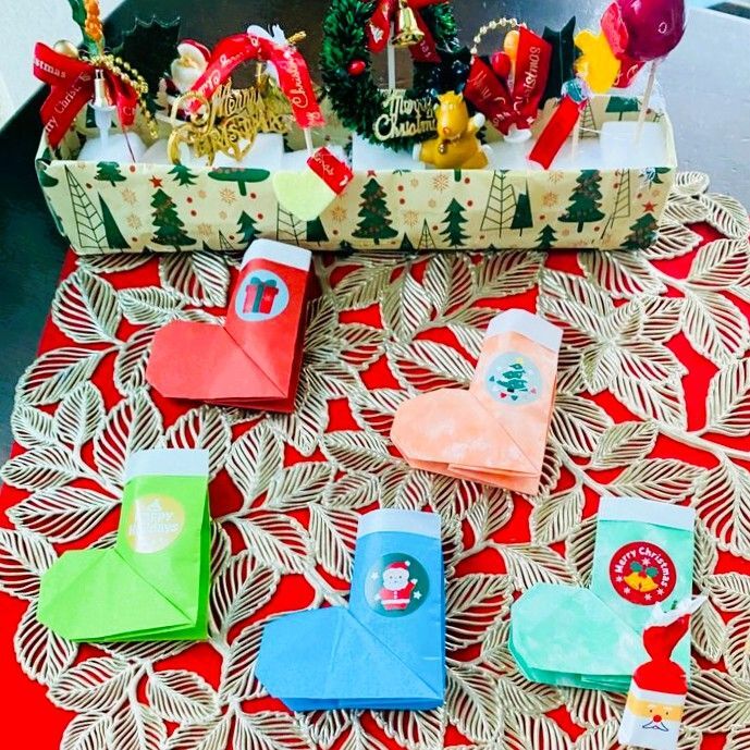 心込めて！折り紙でクリスマスくつした！プチプレゼントに〜