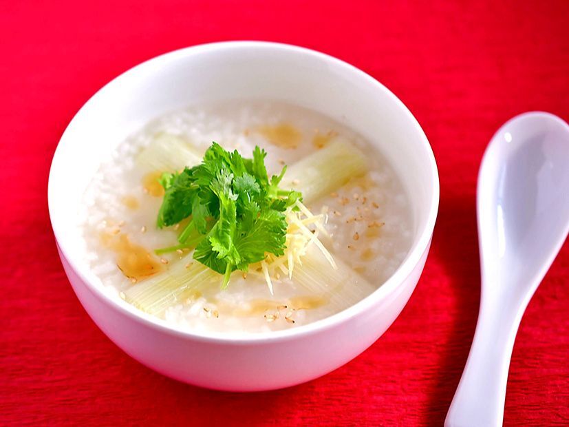 【万能おだしで作る中華粥】便利な野菜だし使用！