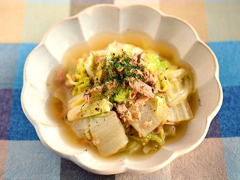 【白菜とツナの煮物】便利な野菜だし使用！