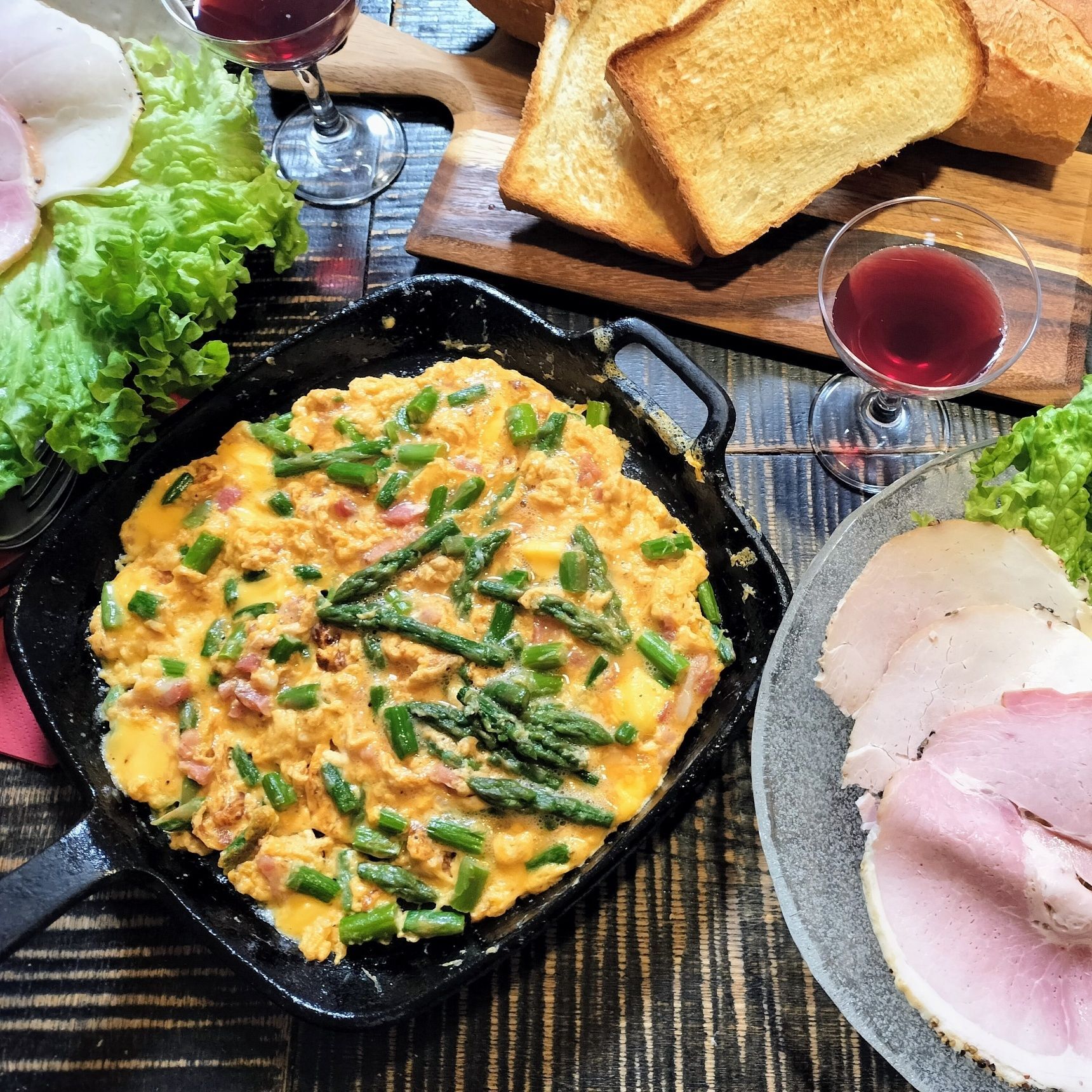 濃厚！コク旨！ふわとろスクランブルエッグ！カリッと焼いた食パンにのせて〜！