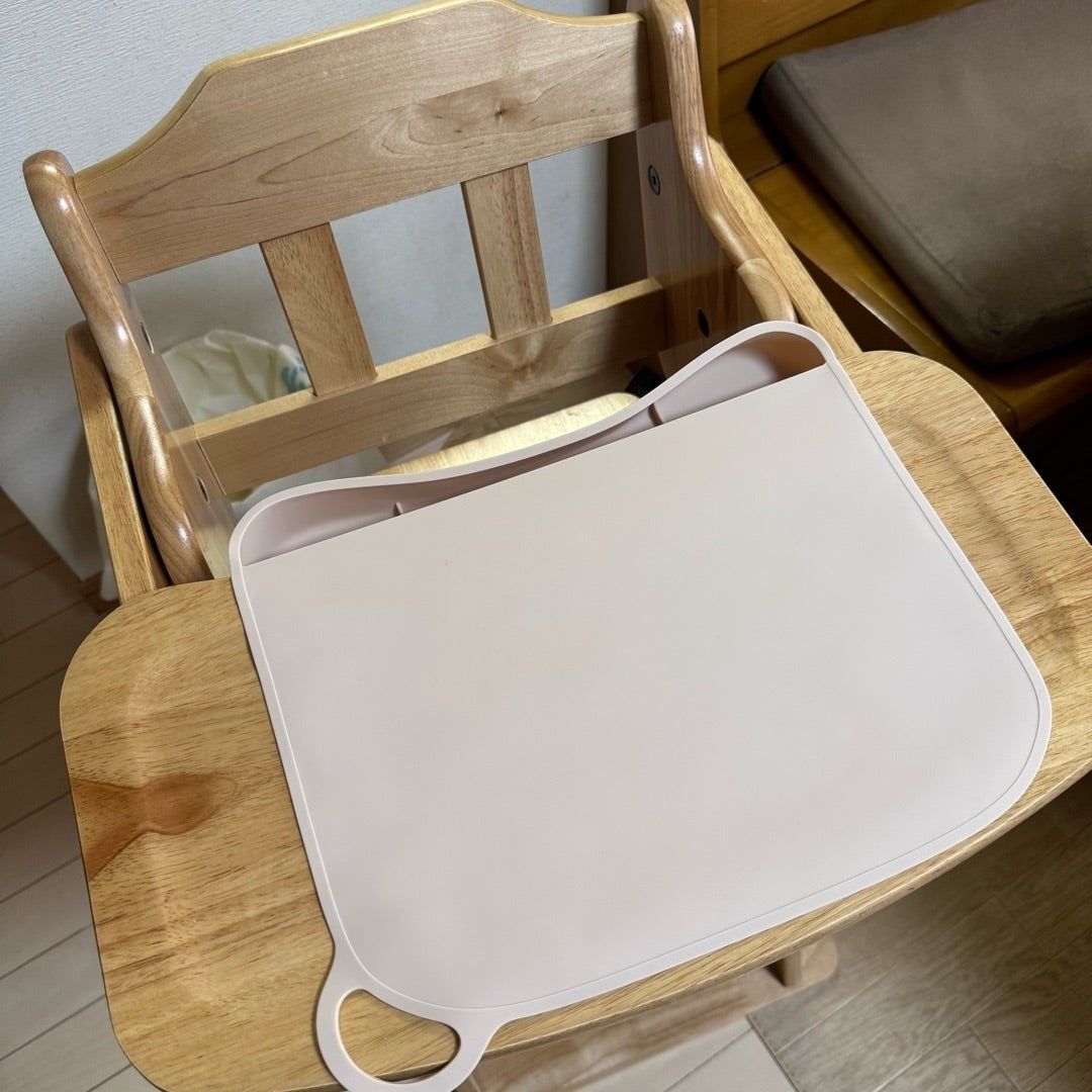 ベビーチェアーのテーブルにピッタリの大きさ