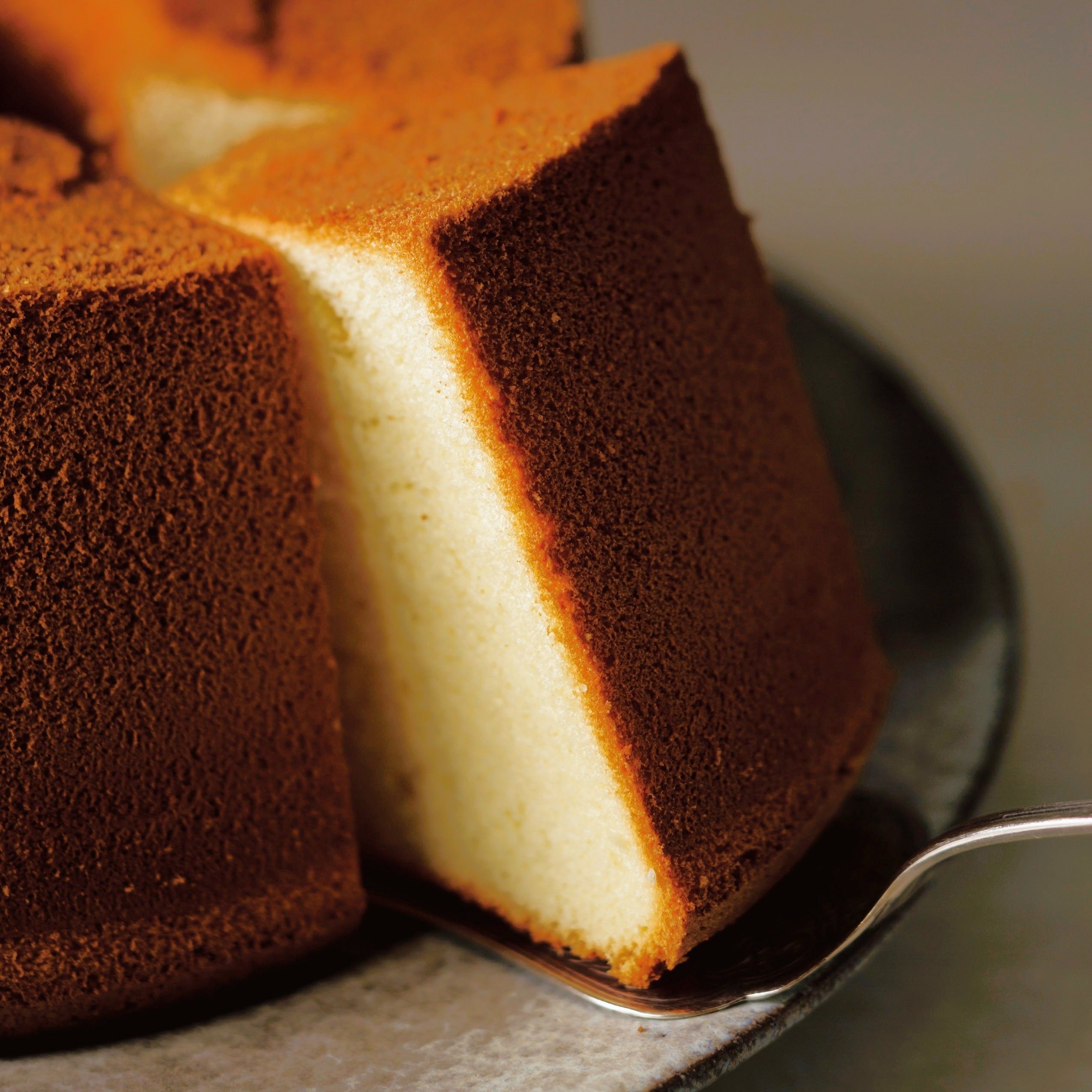 【オイルなし・小麦なし】しっとり美味しい「米粉のシフォンケーキ」の作り方。少ない材料で挑戦できるシフォンです♪