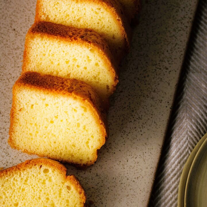 【小麦粉なし】シフォン型で焼く「米粉のパウンドケーキ」の作り方。シンプルで食べ飽きない美味しさです♪