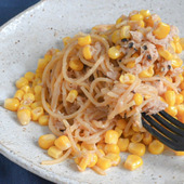 日持ち食材だけで作れる！ツナ缶とコーン缶のパスタ
