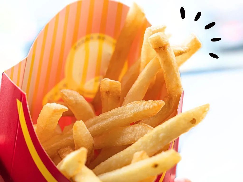 食べきれなかったマックのポテトを「袋ナシ」で持ち帰る裏ワザ。やってみたら…意外と便利じゃん♪