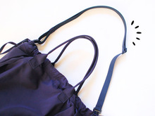 【ユニクロ:シー】カタチが可愛い！と大好評。さらに軽くて収納力もバツグン。今年の相棒バッグはこれに決定♡