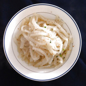 大根ナムル（大根ナムル・무나물）