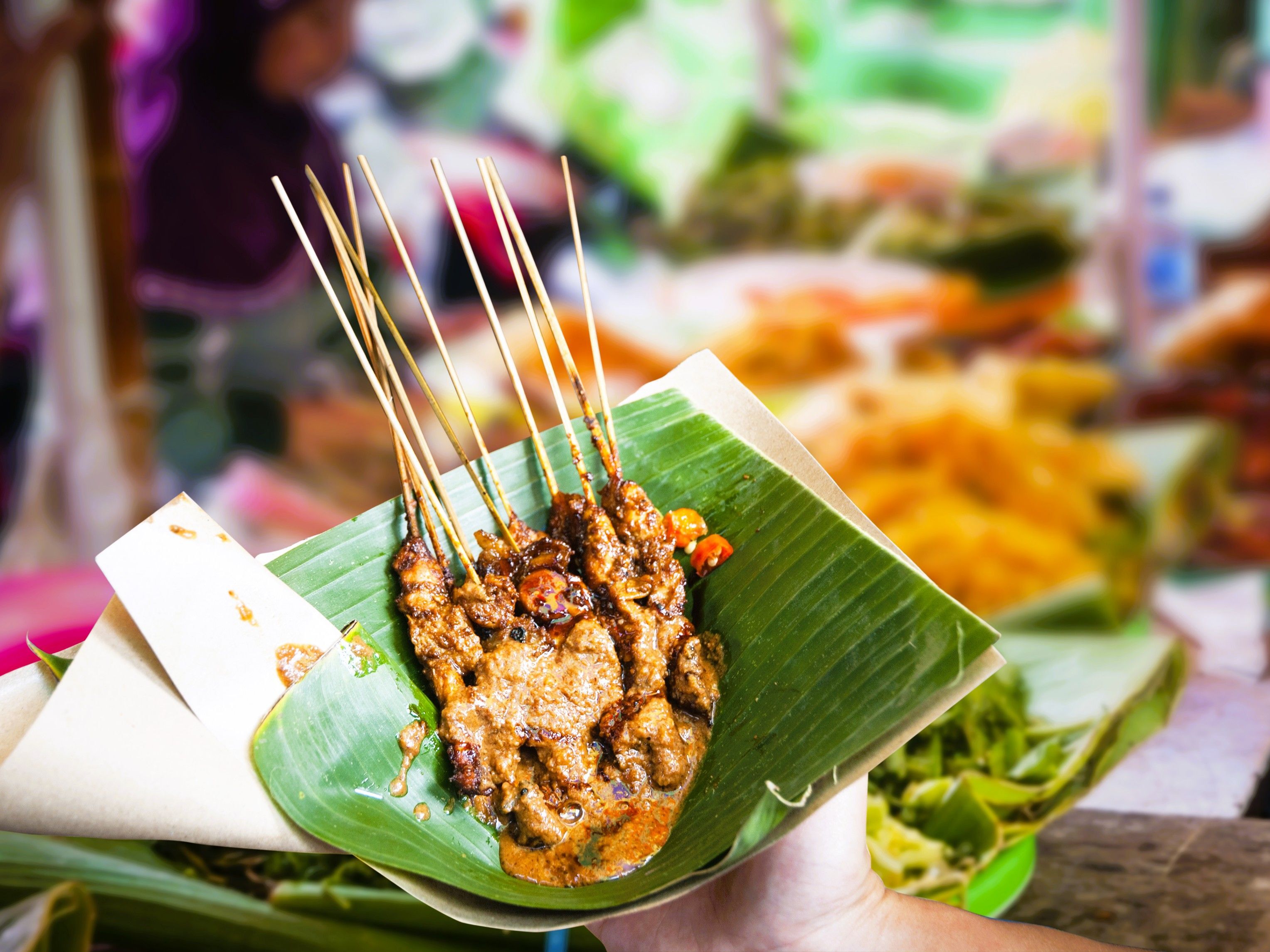 インドネシア料理の思い出。ピーナッツがおいしかった国で出会ったローカルフード旅【世界思い出旅ごはん おかわり】