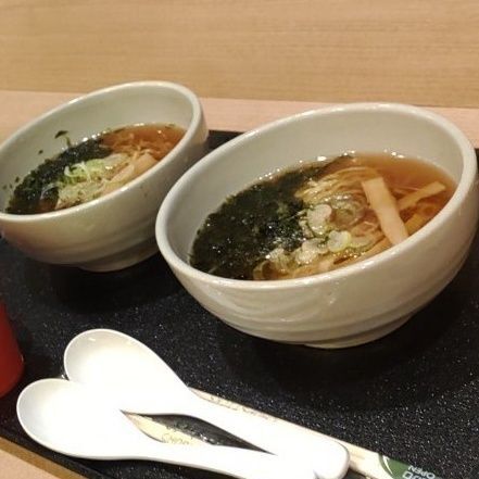 安定の夜鳴きそば