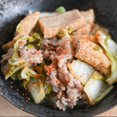 白いごはんと食べたい！厚揚げと白菜のすき焼き風