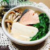 内臓が疲れてる方。これ食べてまた元気になろう!!ほうれん草と鮭の豆乳鍋