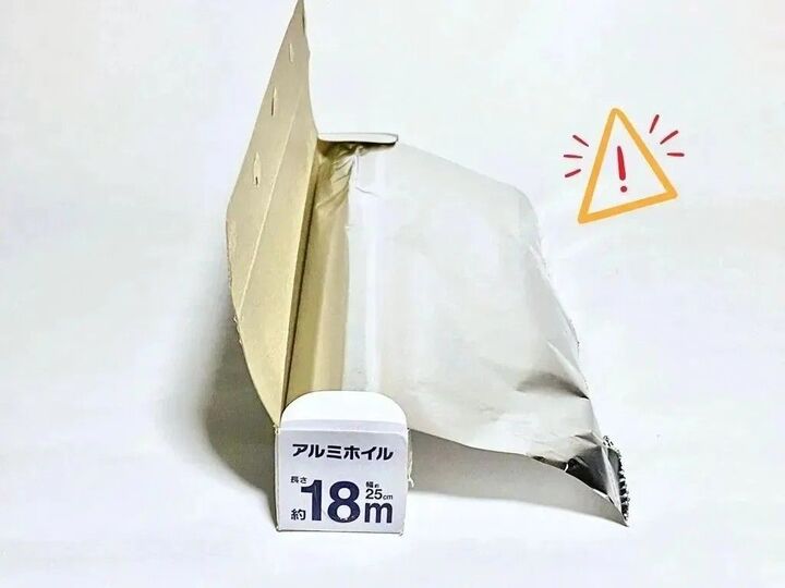 やっちゃダメー!知らないと怖い「アルミホイル」の使い方。少しの間違いが事故につながる可能性も!?