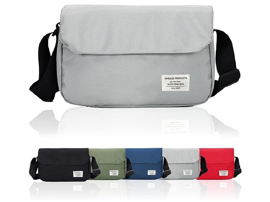 旅行や散歩にぴったり！セカンドバッグとしても便利な〈小さめショルダーバッグ〉を「Amazonタイムセール」でお安くゲット♪